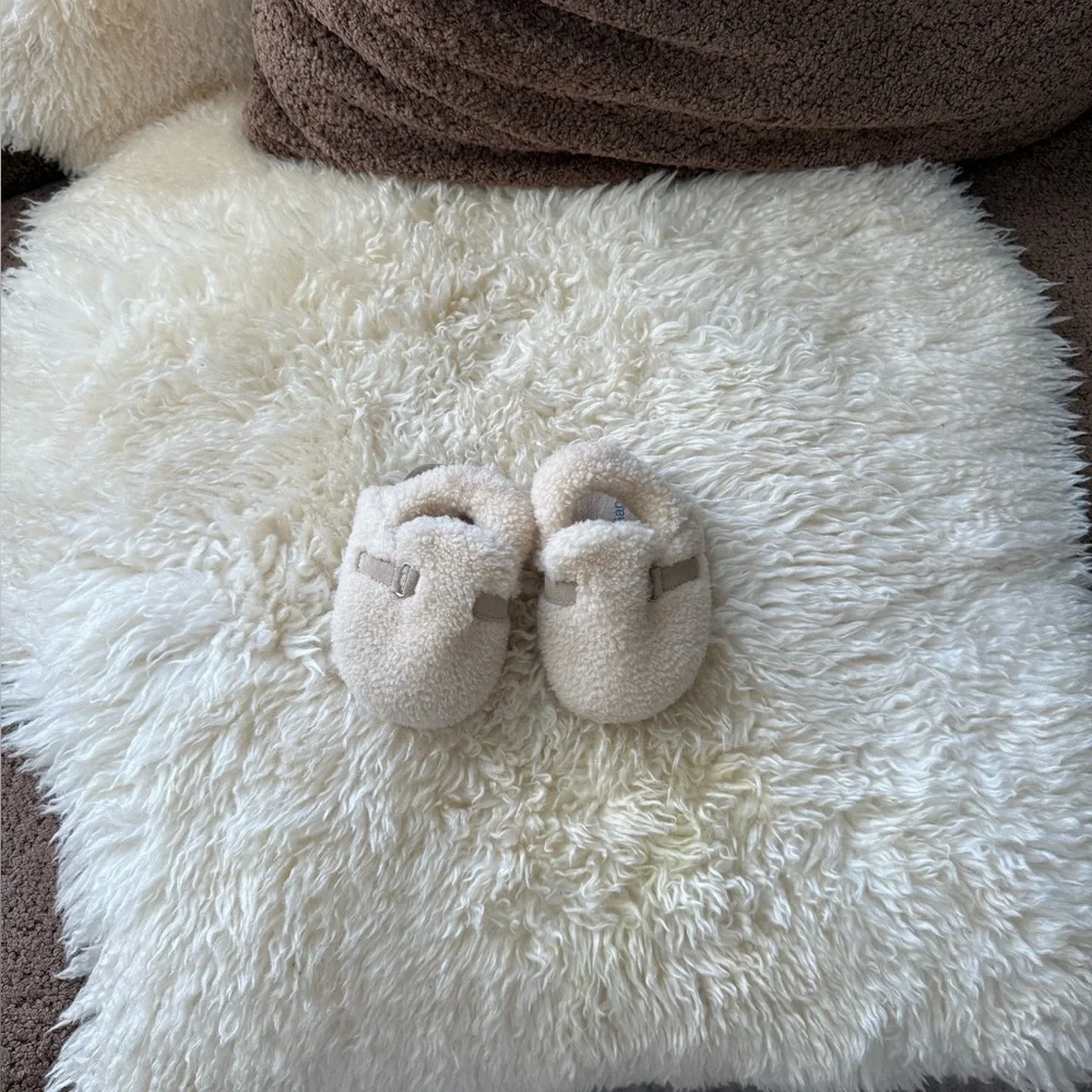 Baby Gap Sherpa Slip on Shoes